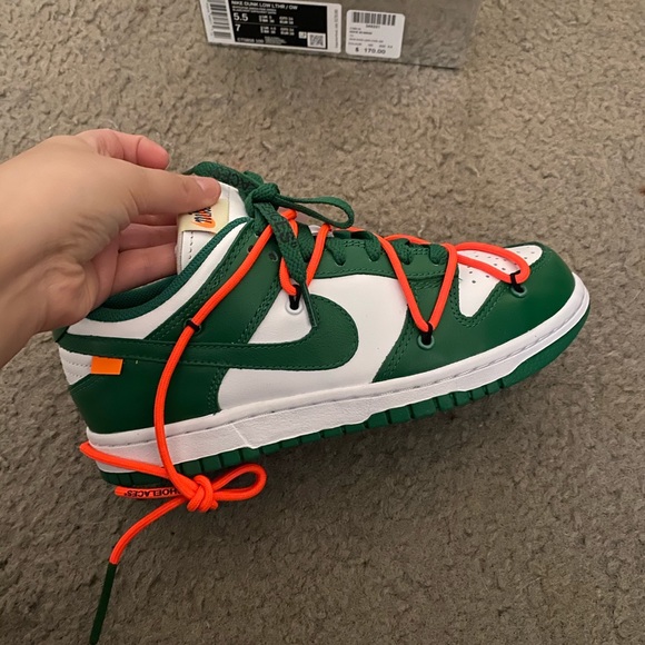 OFF -WHITE x Nike Dunk Lows Pine Green - Picture 3 of 3